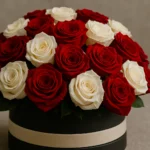flowerbox róże czerwone i białe
